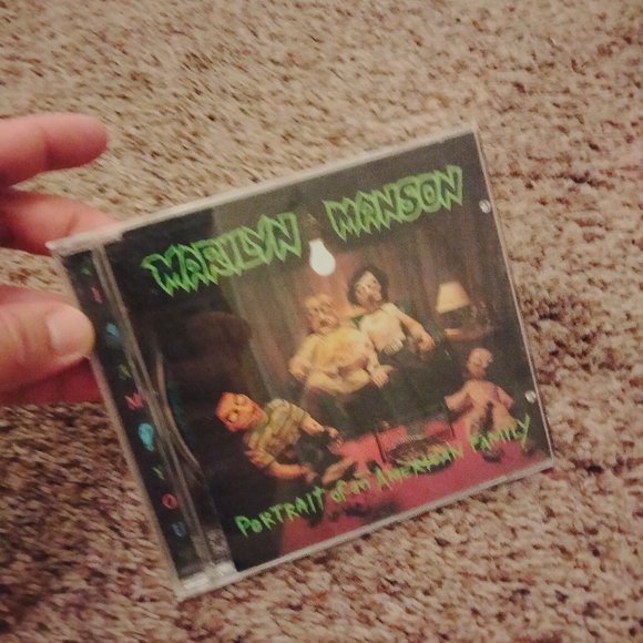 Other - Marilyn Manson Portrait of an American Family CD